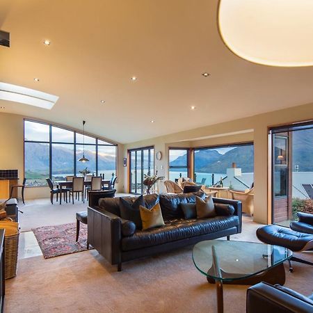 London Lane Villa Куийнстаун Екстериор снимка